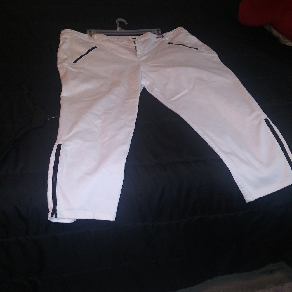 White Cotten/Spandex Means